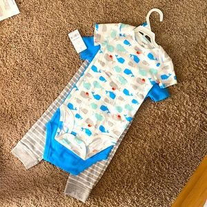 NWT Carter’s Whale set 24month